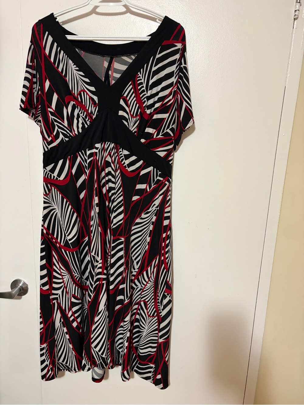 V-Neck Midi Dress in Black, White & Red Abstract Print plus size (3x)